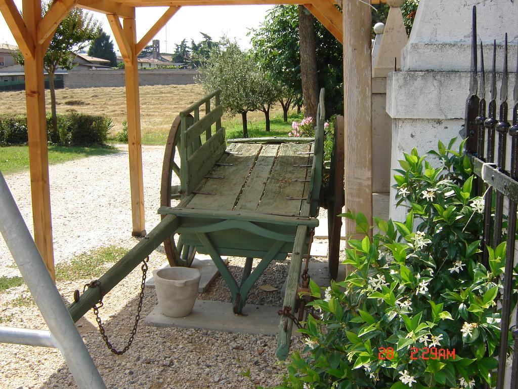 Agriturismo Sangallo Bedizzole Exteriér fotografie